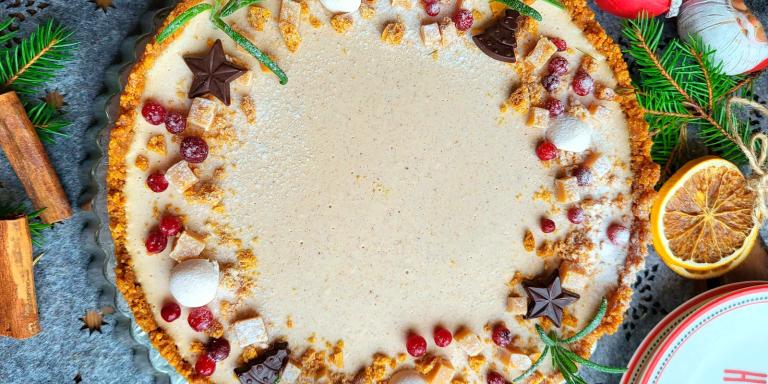 Maarit Hotasen jouluinen pannacottapiirakka