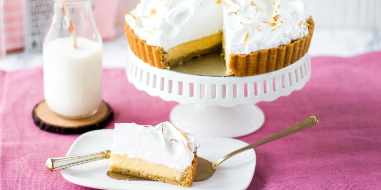 Keväinen sitruunapiirakka