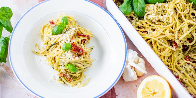 Helppo pinaattipasta