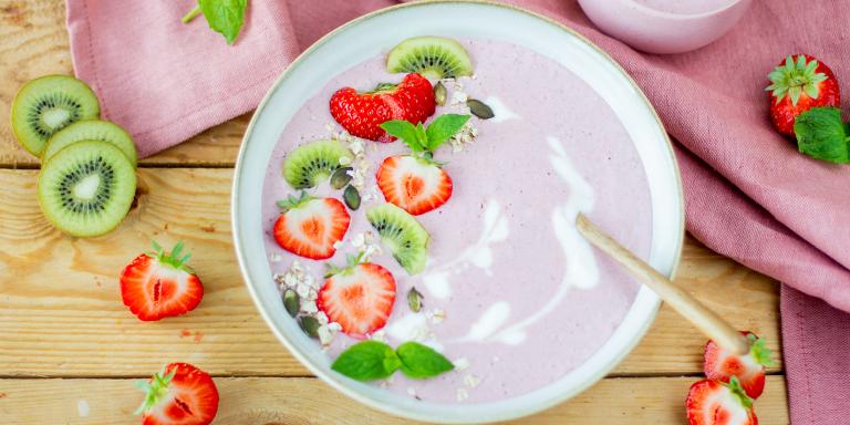 Kaurainen mansikkasmoothie