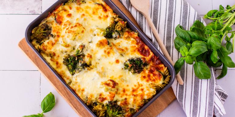 Pastagratiini kierrepastalla