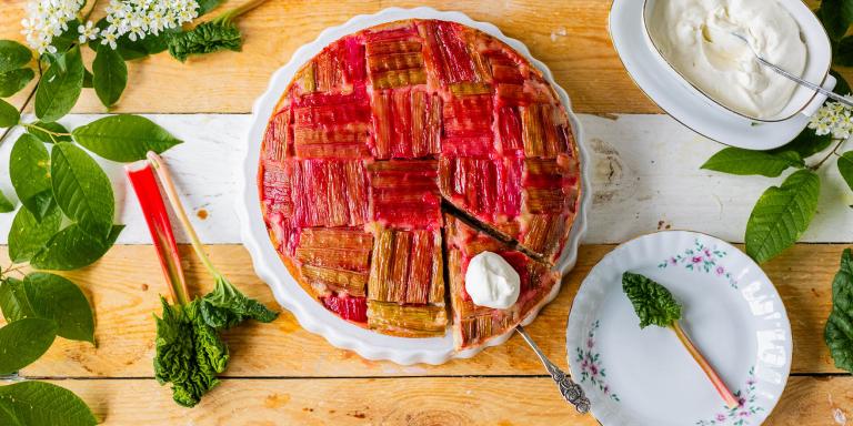 Myllyn Parhaan raparperikeikauskakku