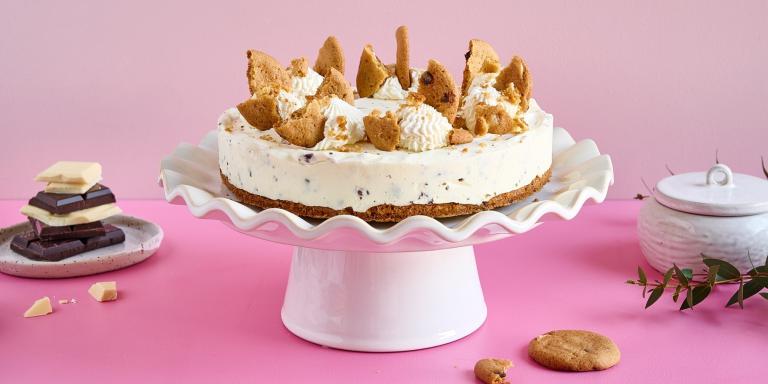 Suklainen juustokakku cookietaikinasta