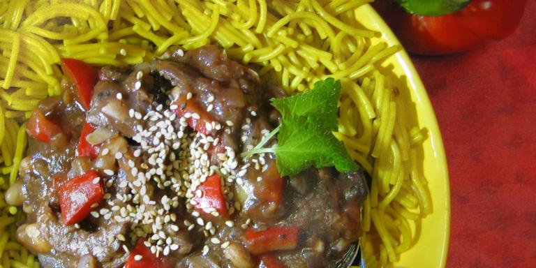 Pasta meksikolaisella kastikkeella