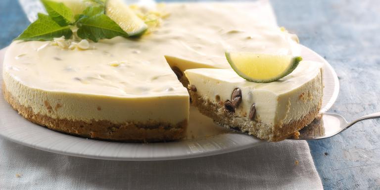 Suklaarusina-tuorejuustopiiras