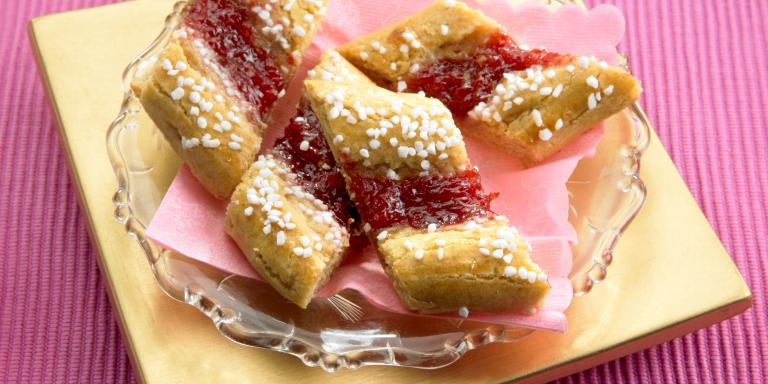 Mansikka-Vadelma Viipalepikkuleivät