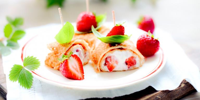 Mansikka-lettukääröt