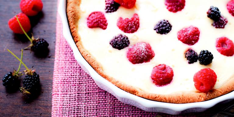 Kuningatar Valkosuklaapiirakka