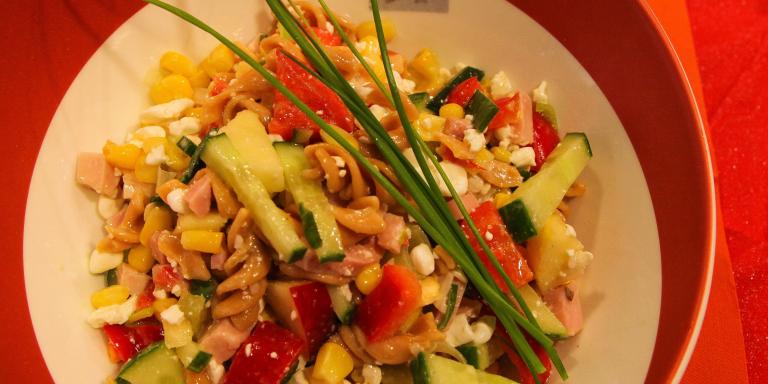 Uuden Vuoden Pastasalaatti