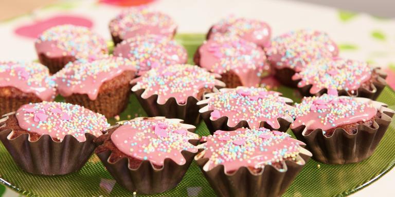 Kuppikakut banaanisella taikinalla Viivin kanssa