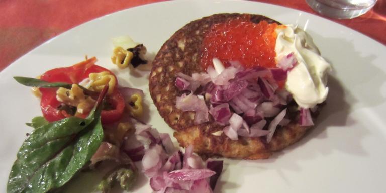 Blinit tattari-tumma olut -taikinasta
