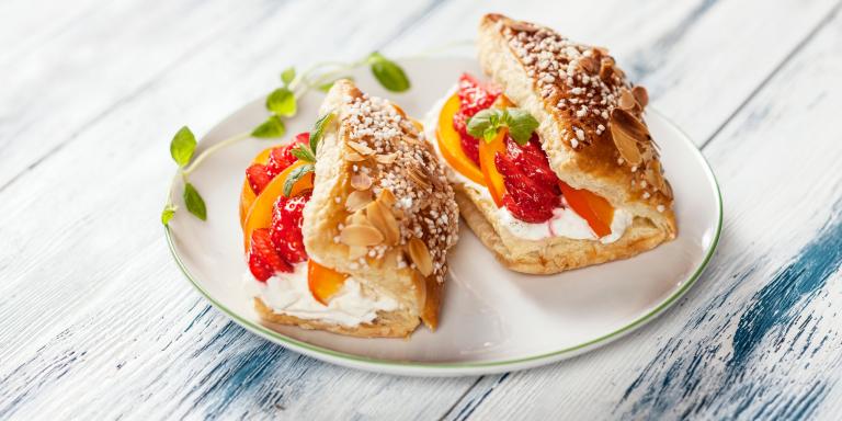 Mansikka-persimonitaskut