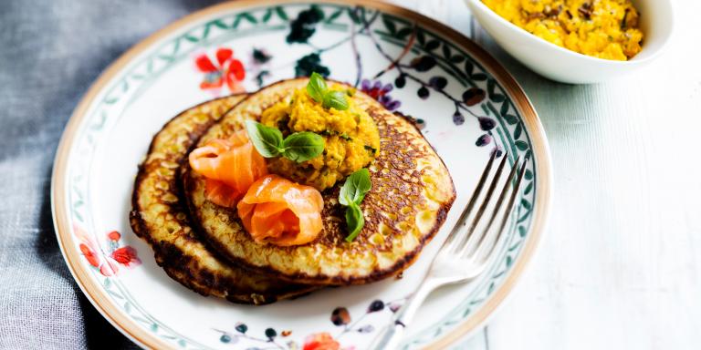 Syrnikit ja Porkkana-kaurapesto