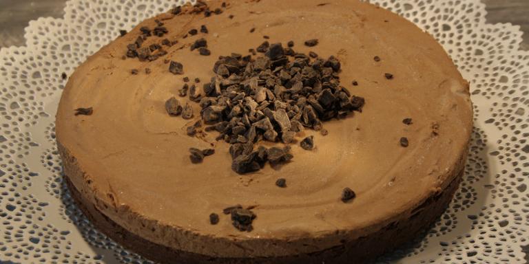 Maitosuklaa-jäädyketorttu Nutella-twistillä