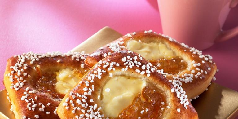 Appelsiini-vaniljapullaneliöt