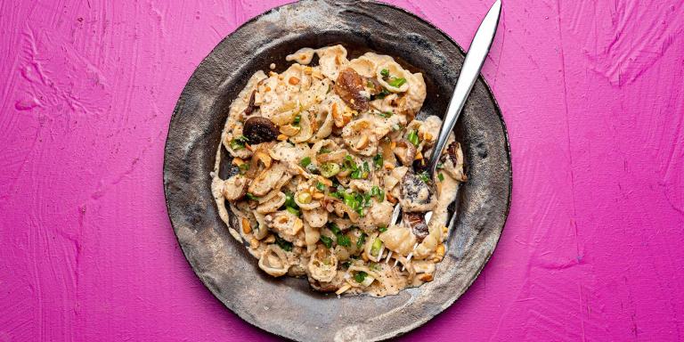 Cashewpähkinä-siitakesienipasta