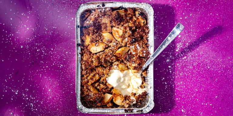 Grilliomenat ja rosmariini-kauracrumble