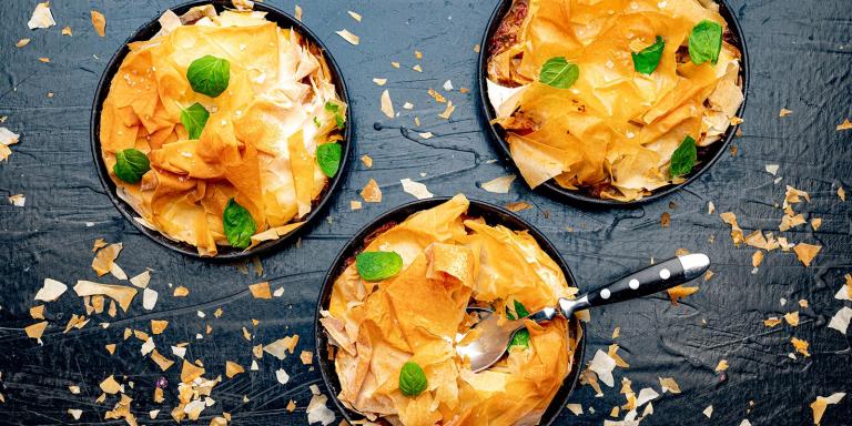 Helppo kikherne-feta-filopiiras