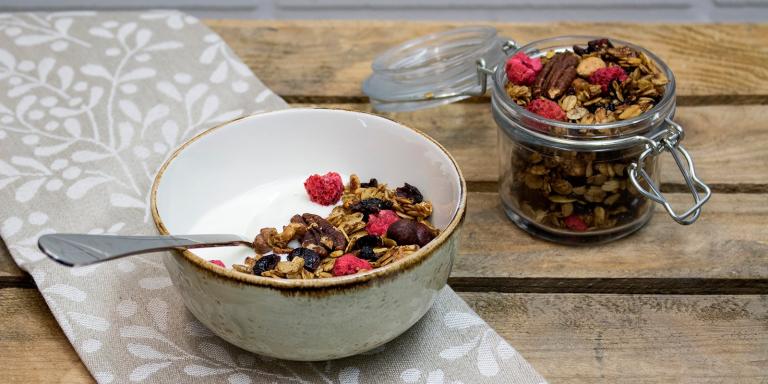 Itse tehty kauragranola