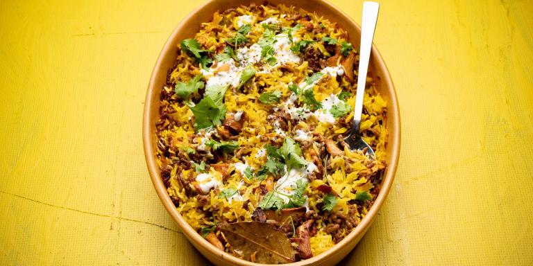 Kantarelli-Jauhelihapihlavi