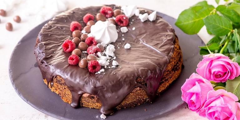 Nutella-suklaakakku