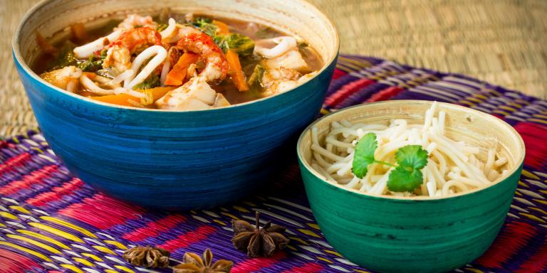 Pho-keitto merenelävillä