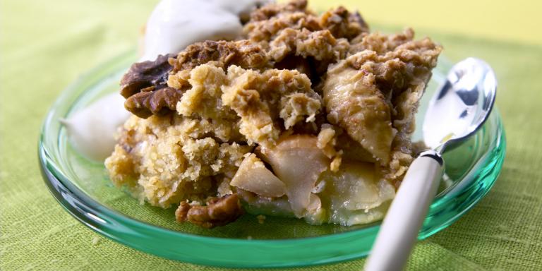 Rapea omenapähkinäpaistos