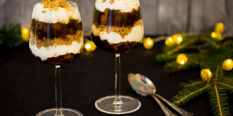 Riisipuuro-sekahedelmäkiisseli-trifle