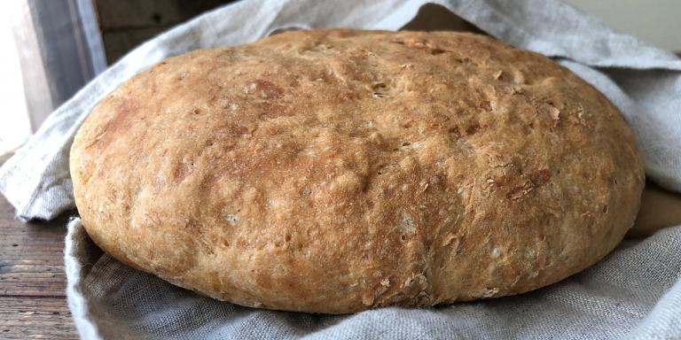 Superhelppo no knead -leipä