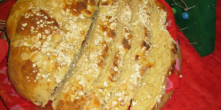 Jouluinen vaalea kauralimppu