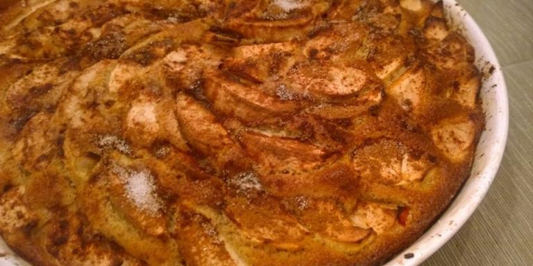 Jouluinen omenapiirakka