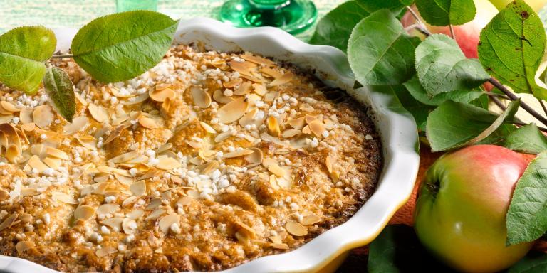 Rommirusina-omenapiirakka