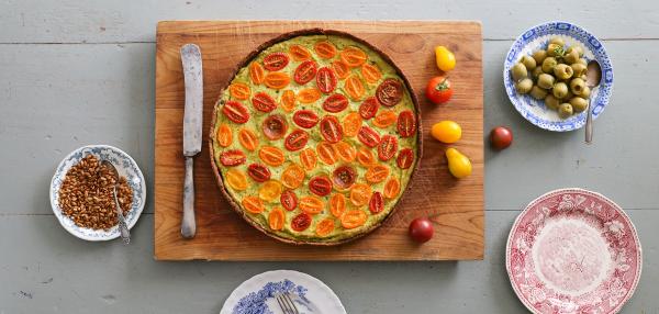 Vegaaninen kirsikkatomaattipiirakka