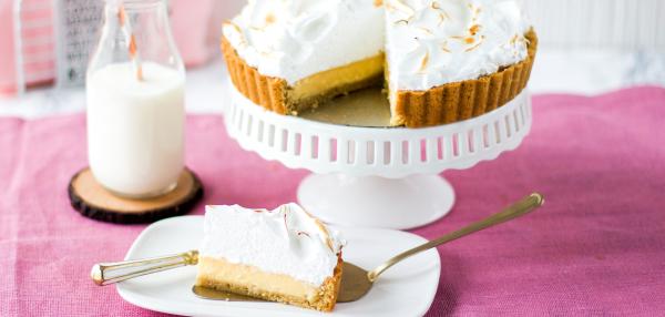 Keväinen sitruunapiirakka