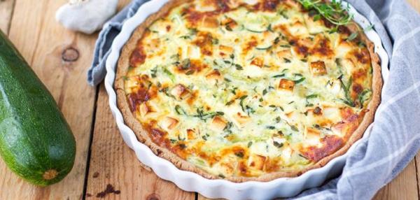 Kahden juuston kesäkurpitsapiirakka