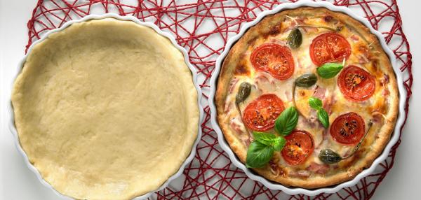 Pyöreä kinkku-juustopiirakka