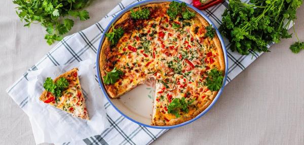 Kinkku-paprikapiirakka