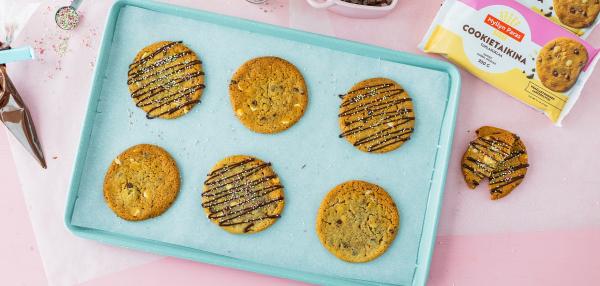 Tuunatut keksit cookietaikinasta