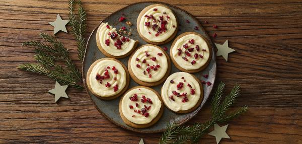 Valkosuklaa-karpalopiparit