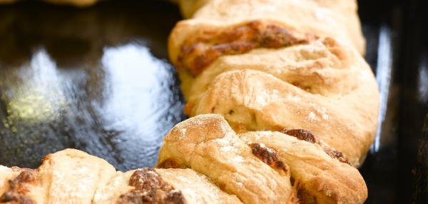 Kreikkalainen Fetatäyteleipä