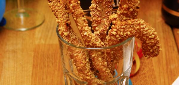 Ruistikut parmesaanilla ja valkosipulilla