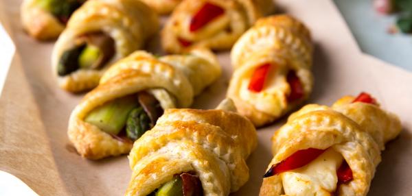 Parsa- ja halloumikääröt