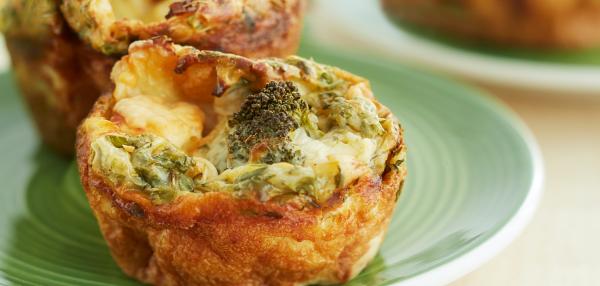 Parsakaalipannarit muffinipellille