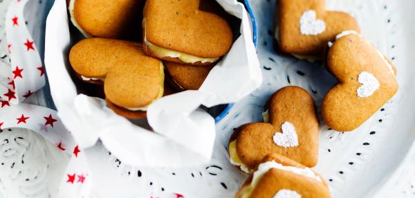 Sitrustäytteiset piparit