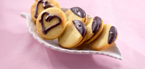 Täytekeksit Juhliin