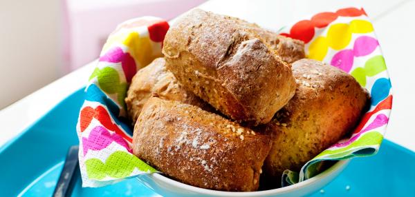 Aamulla leivottavat sämpyläpalat