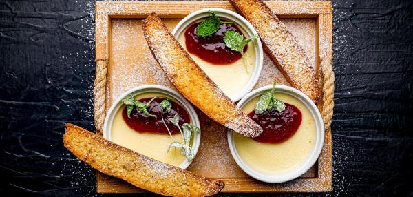 Fenkolibiscotti ja sitruunaposset
