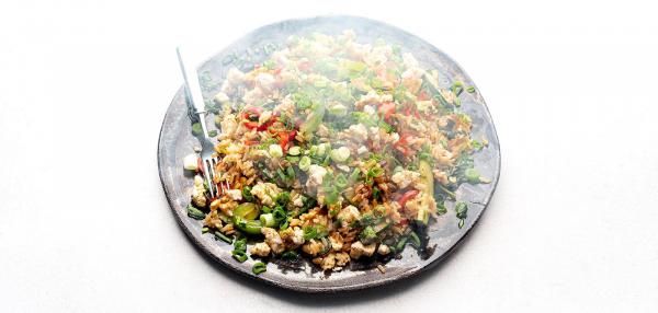 Grillivihanneksia ja paistettua riisiä