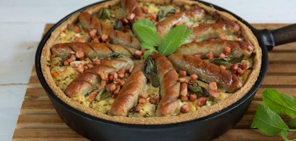 Bratwursti-hapankaalipiiras