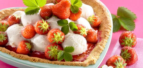 Jäätelö Mansikkatorttu